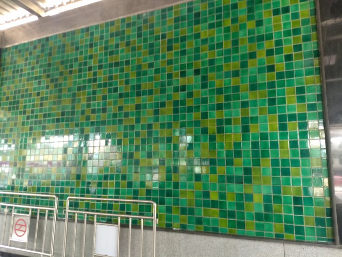 When a subway station is a better programmer than you are...